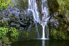 Chutes d'eau sur l'île de Flores.