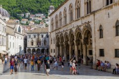 PALAIS DU RECTEUR (KNEŽEV DVOR)