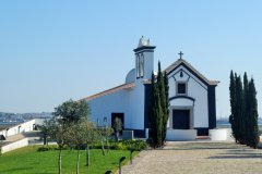 Eglise surplombant Castro Marim.