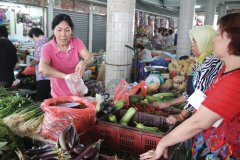 Marché alimentaire de Serian