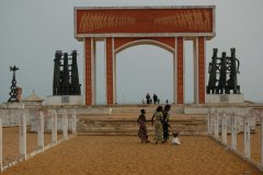 La porte du Non-Retour. Départ des esclaves.