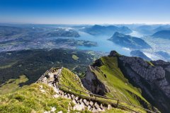 Vue des Alpes suisses depuis le mont Pilatus. (© Udompeter - Shutterstock.com)
