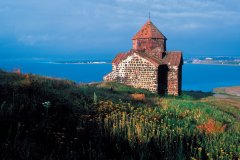 Église du lac Sevan.
