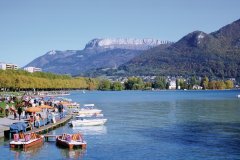 Le lac d'Annecy (© Richard Matéo - Fotolia)