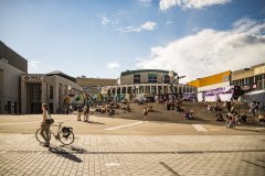 La Place des Arts, installée pendant le mandat de Jean Drapeau. (© PhotoItaliaStudio - Shutterstock.com)