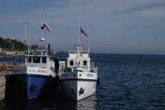 Bateaux de pêche dans le port de Listvianka