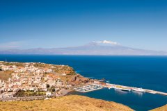 Vue sur l'île de Tenerife et le pic du Teide.
