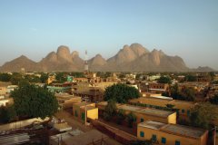 Kassala et les monts Taka.