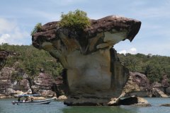 Formations rocheuses dans le parc de Bako
