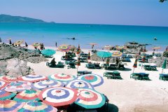 Ao Patong, une plage très agréable de Phuket.