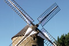Le moulin à vent de Buglais (© Philippe GUERSAN - Author's Image)