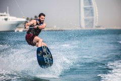 Kitesurf à Dubaï. (© Ayotography - Shutterstock.com)