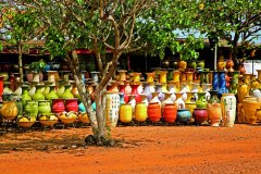 Marché aux poteries, Accra.