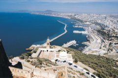 Vue de la baie d'Oran depuis le fort Santa Cruz.