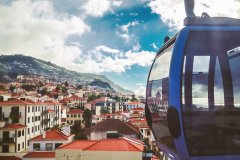 Vue aérienne de Funchal depuis le téléphérique.