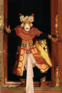 <p>Spectacle de legong, danse traditionnelle balinaise.</p>