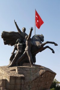 Statue de Mustafa Kemal Atatürk.