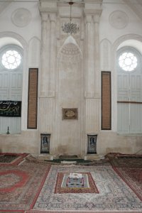 Intérieur de la mosquée d'Amirgan.