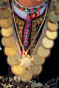 Collier de mariage.