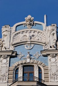 Façades Art nouveau réalisées par Eisenstein au n° 10 de la rue Elisabeth.