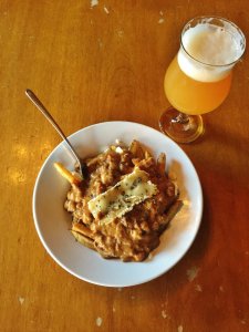 <p>La fameuse poutine