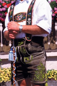 <p>Costume traditionnel</p>