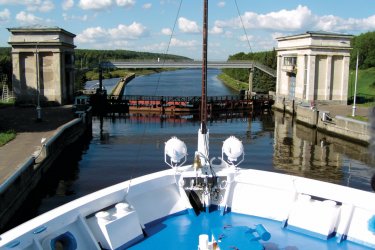 Première écluse du canal Moscou-Volga. - Stéphan SZEREMETA