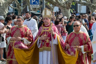 Santo Cristo dos Milagres aux Açores. - JorgeMRodrigues - shutterstock.com