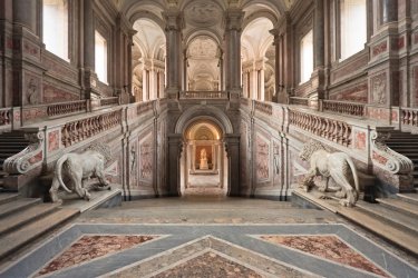Palais royal de Caserta. - Rusm - iStockphoto