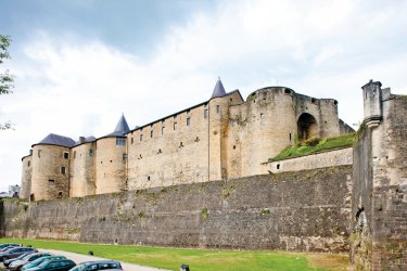 Château fort de Sedan - Phbcz - iStockphoto
