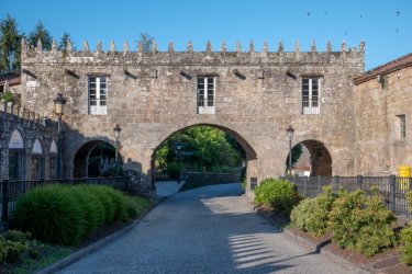 Pazo do Cotón à Negreira. - JARPHOTO - Shutterstock.com