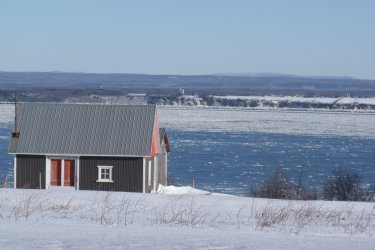 Vue sur le Fleuve depuis l'Île d'Orléans. - Anne MOY