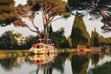 Le canal du midi. Bobdu11 - Fotolia