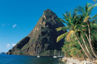Anse des Pitons au pied de Petit-Piton. - Hugo Canabi - Iconotec