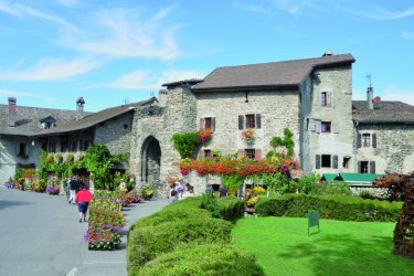 Le village d'Yvoire - Legabatch - Fotolia