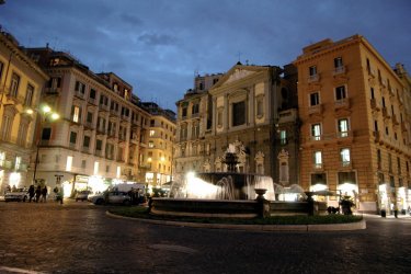 Piazza Trieste e Trento. - Stéphan SZEREMETA