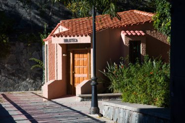 Bibliothèque à Santa Lucia, Gran Canaria. - T-Vision - Shutterstock.com
