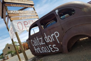 En entrant dans Calitzdorp... - Chloé OBARA