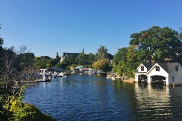 Les fameux hangars à bateaux de Gananoque. - Valérie FORTIER