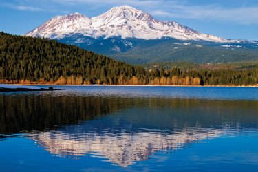 Mount Shasta. - Photoquest7 - iStockphoto