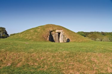 Chambre funéraire de Bryn Celli Ddu - ChrisPole - iStockphoto.com