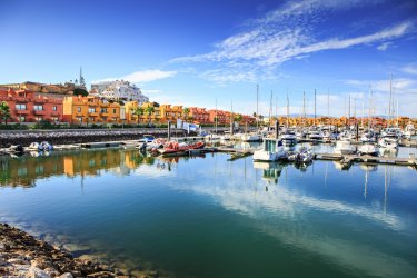 Marina de Portimão. - Val Thoermer - Shutterstock.com