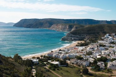 Agua Amarga, village de la province d'Alméria. Hemeroskopion - iStockphoto