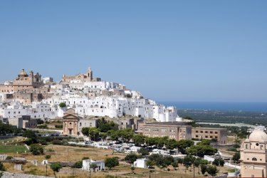 Ville de Ostuni. - Andrea VENEZIANO - Fotolia