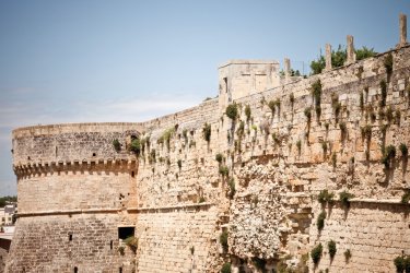 Le château d'Otrante, qui inspira le roman gothique éponyme de Horace Walpole. - piccerella - iStockphoto.com