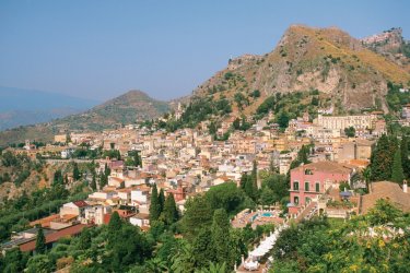 La ville de Taormina. - Author's Image