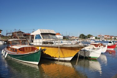Bateaux de pêche et de plaisance à Gujan-Mestras - Philippe Devanne - Fotolia