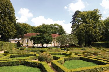 Parc thermal de Mondorf : jardin français menant à l'Orangerie. - Philippe GUERSAN - Author's Image