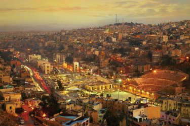 Les lumières de la ville d'Amman. - Silverjohn - iStockphoto
