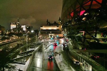 Ottawa de nuit. - Valérie FORTIER